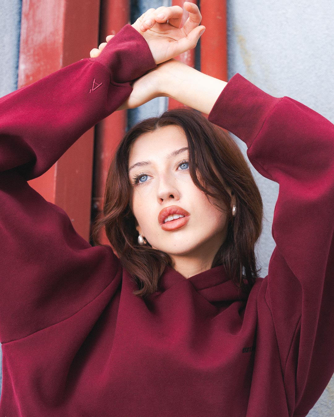 Anonima Hoodie - Velvet Wine